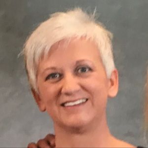 Meet your Posher, Michele